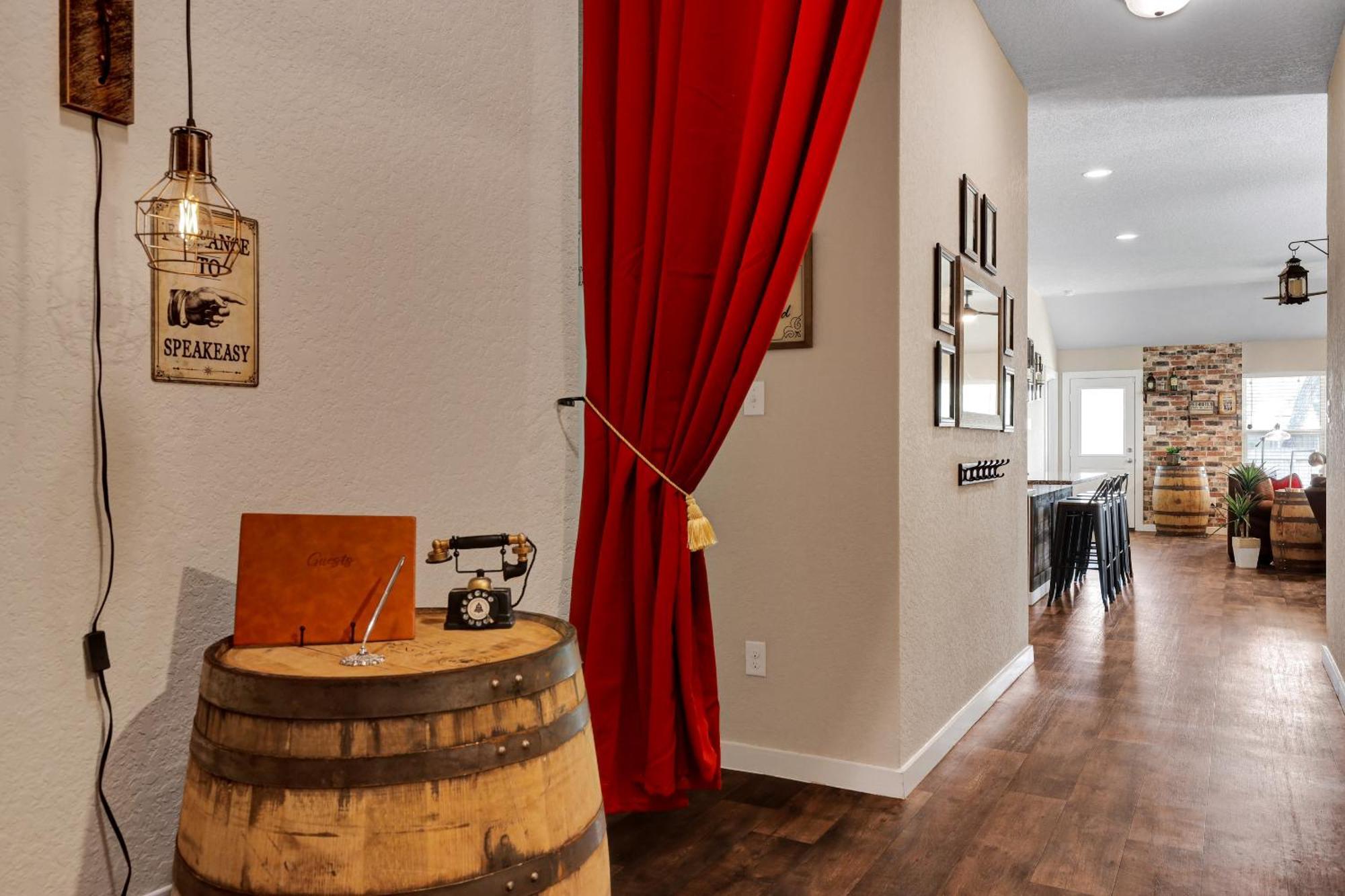 Speakeasy - A Birdy Vacation Rental San Antonio Kültér fotó